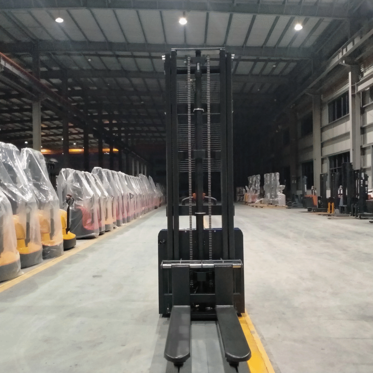 Apilador eléctrico timón central ES-B01E... 5