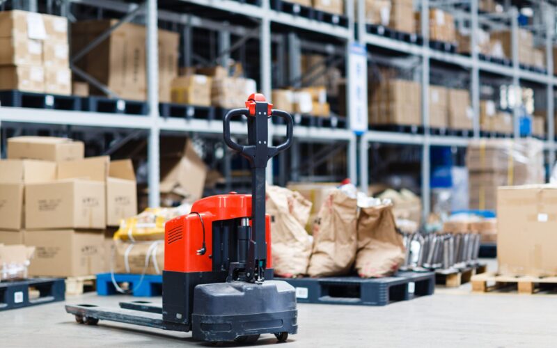 Como calcular la capacidad de carga adecuada para tu transpaleta